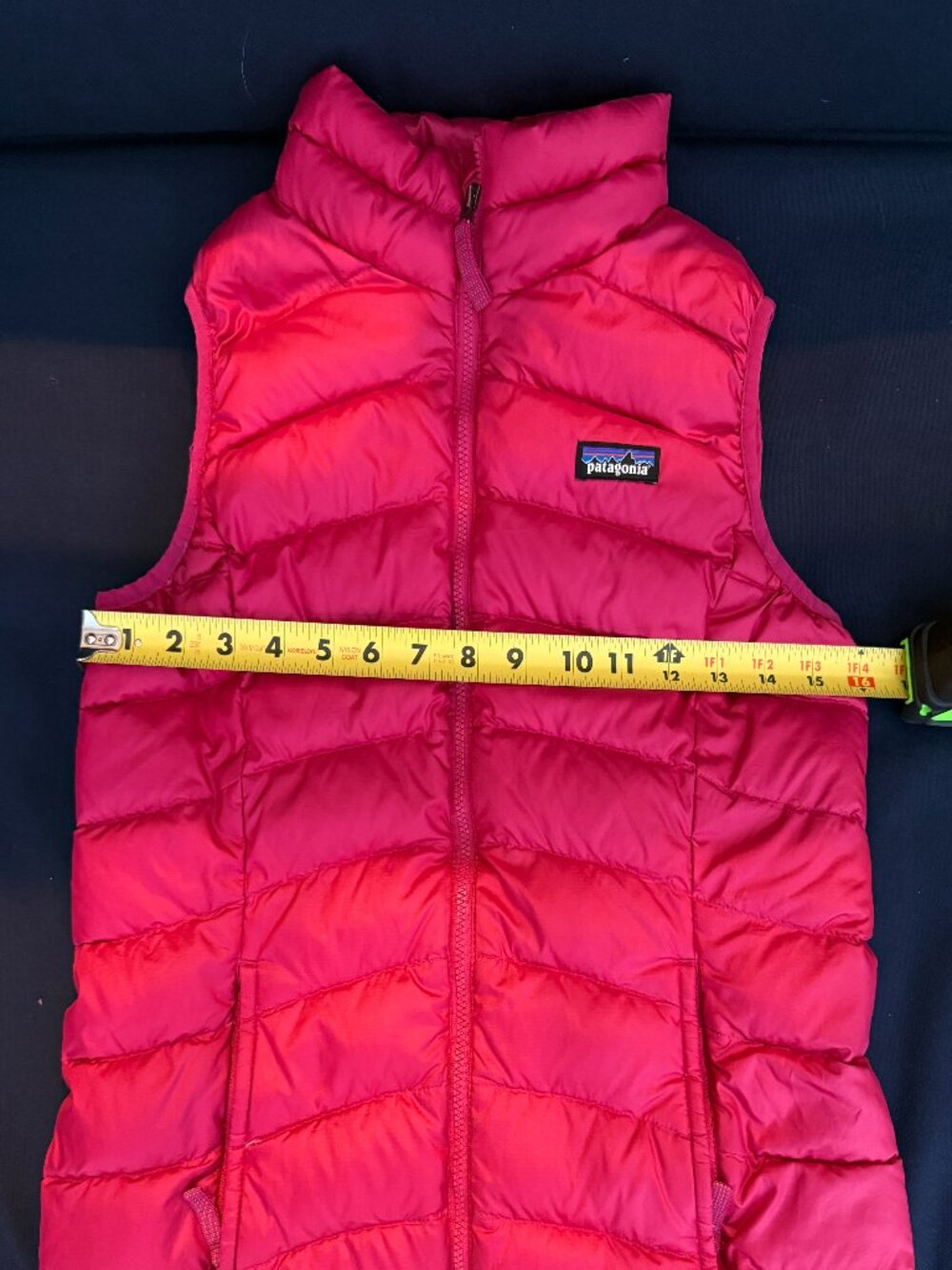 Patagonia Girls Down Vest Pink Fuschia Zip Up